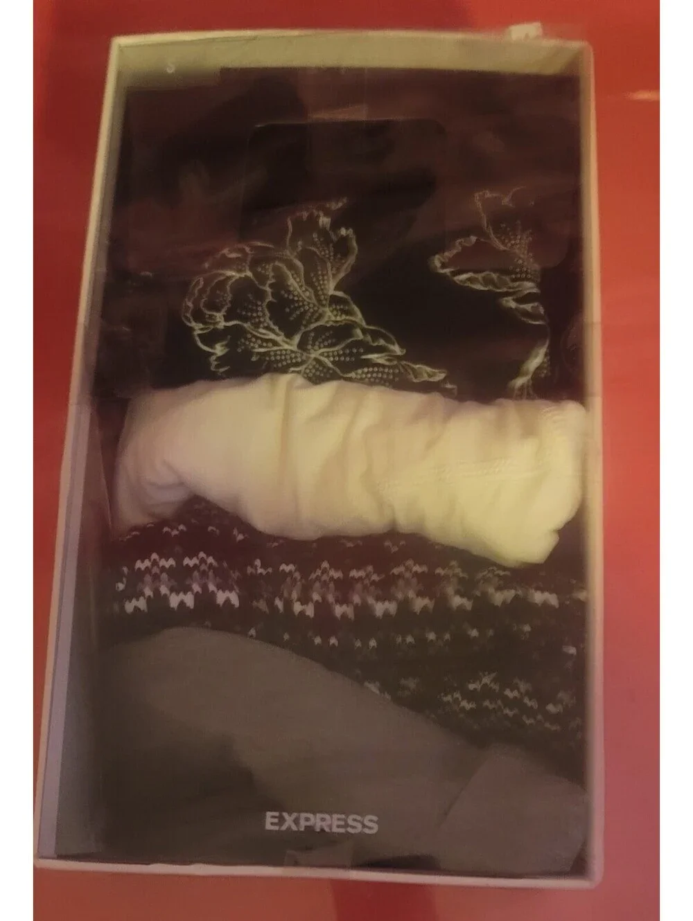 EXPRESS FIVE (5) PAIR OF BOXER BRIEFS SMALL 28-30 BLACK, WHITE, GRAY MSRP $78